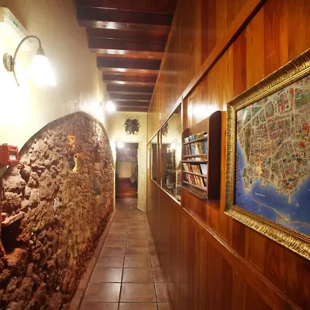 Palazzo Di Pietro * 하니아