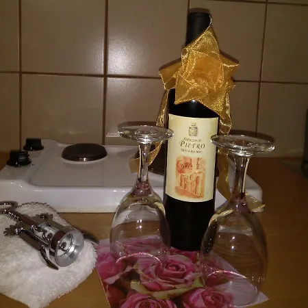 Palazzo Di Pietro خانيا