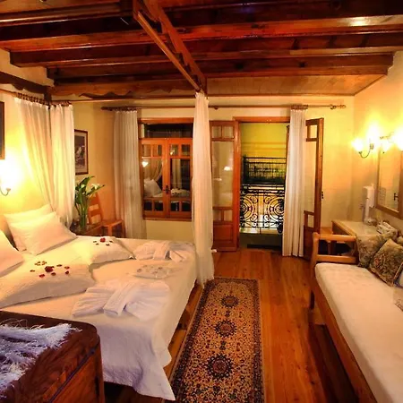 Palazzo Di Pietro Апартаменти *