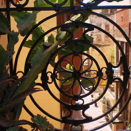 Palazzo Di Pietro Daire Hanya
